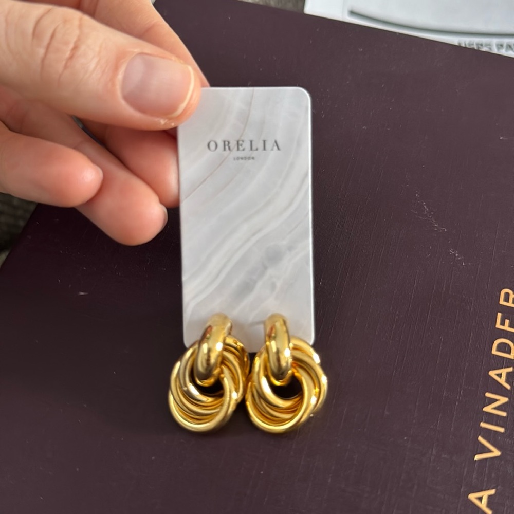 Orelia Statement Interlocking Earrings Gold